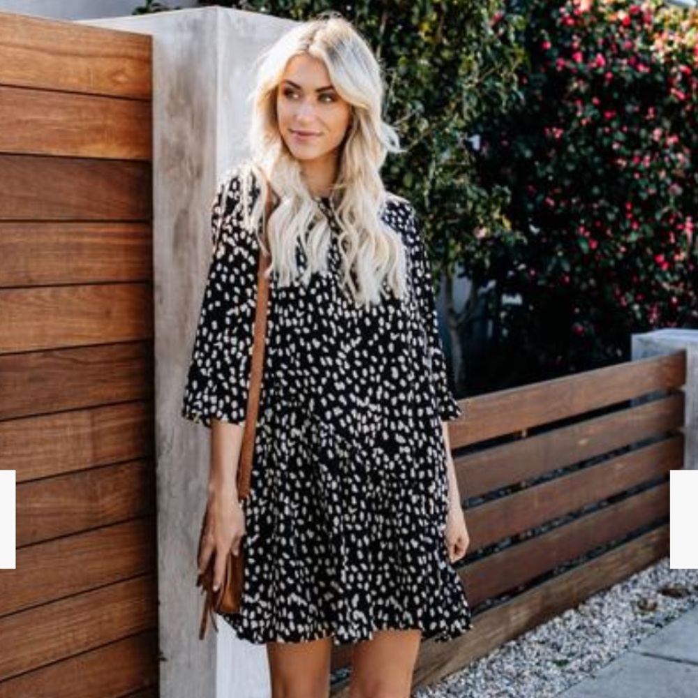 NWT VICI On The Spot Asymm Swing Dress